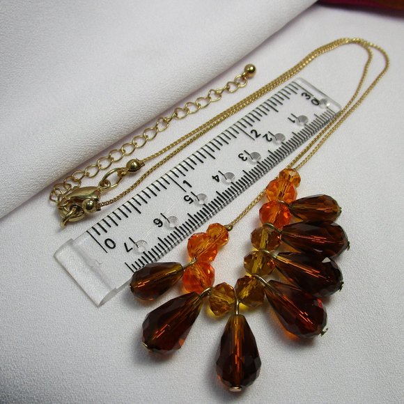 Vintage Crystal Bead Bib Style Necklace - Picture 7 of 7